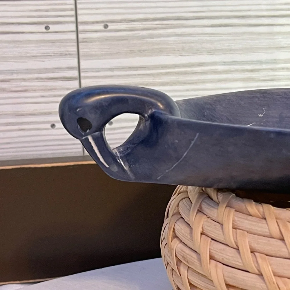 Small Decorative Blue Leaf Shaped Tray from Costa Rica - Picture 4 of 6